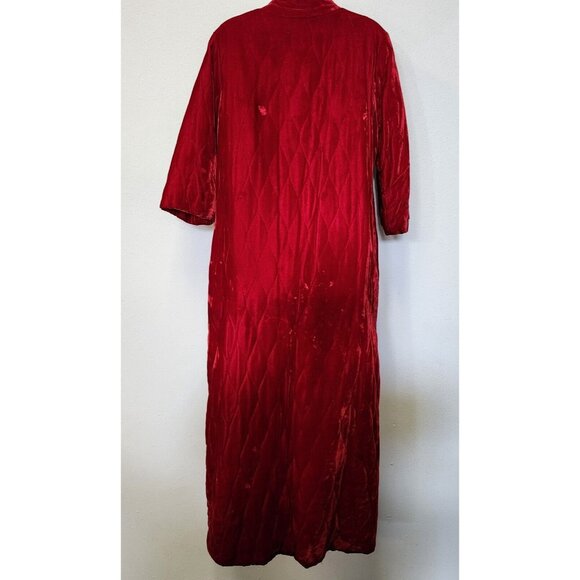 Vintage Opera Coat Red Velvet 12 White Pearly Buttons Quilted Soft Classy Long - Picture 5 of 14